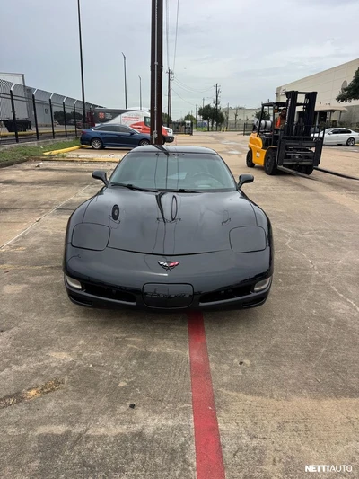 Chevrolet Corvette 2002, kuva 5/10