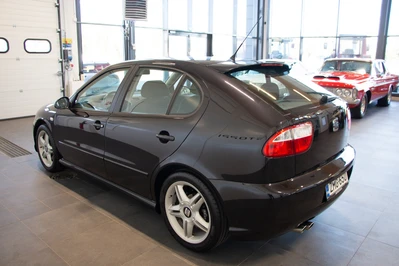 Seat Leon 4D LEON HATCHBACK 1.8T-1M/251 2004, kuva 4/10