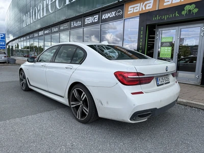 BMW 730 2017, photo 2/10