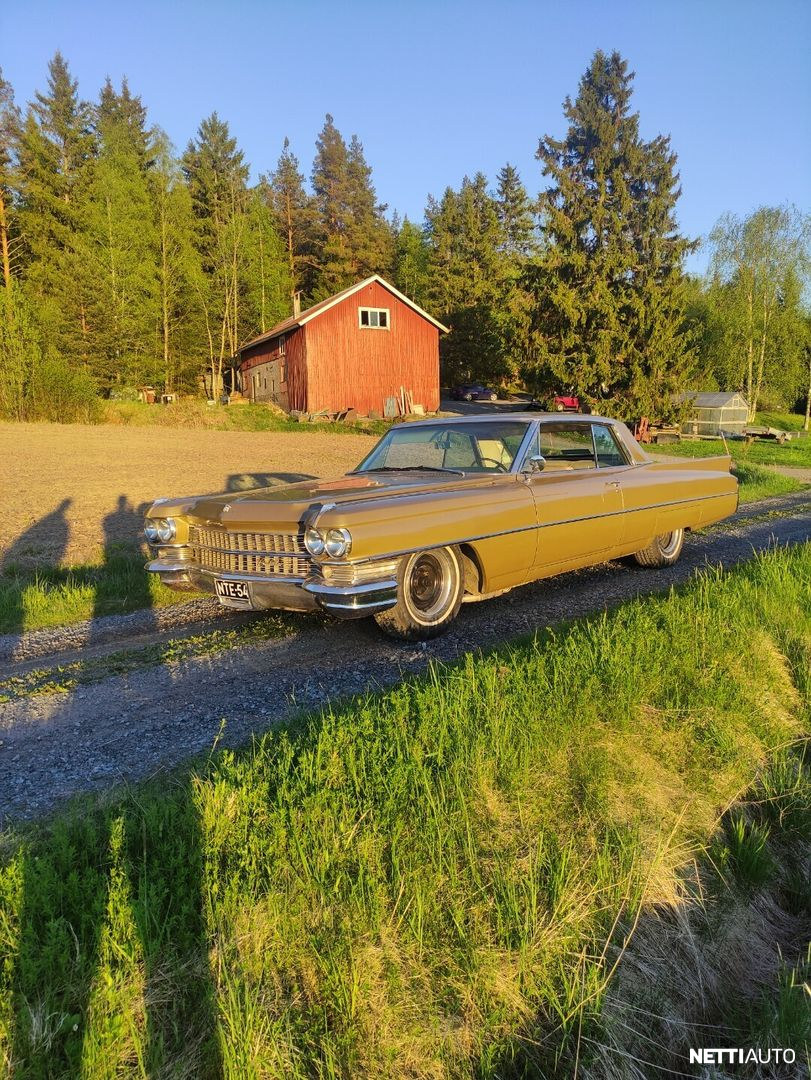 Cadillac De Ville