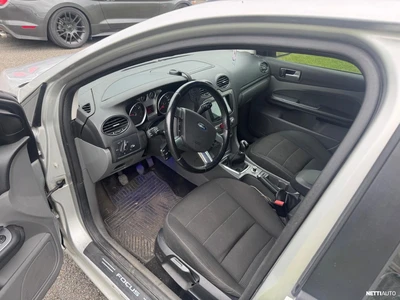 Ford Focus 2009, kuva 5/6