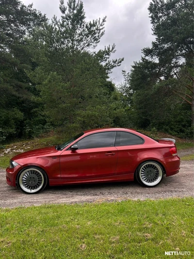 BMW 125 2008, photo 4/10