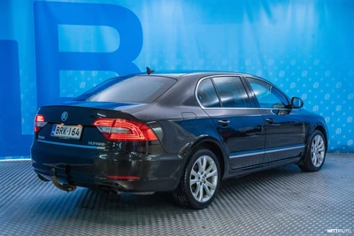 Skoda Superb 2.0 TSI Ambition Aut 2014, photo 4/21