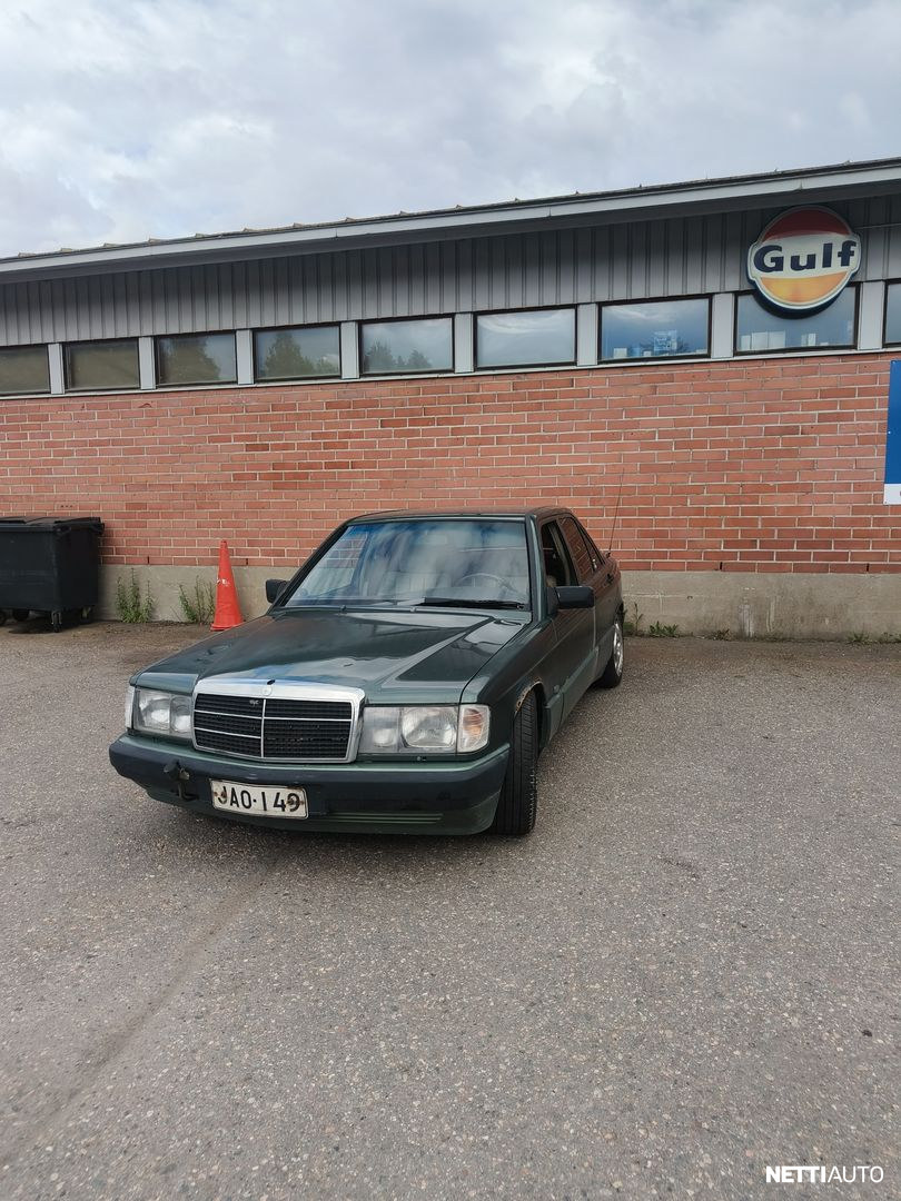 Mercedes-Benz 190