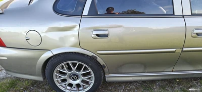 Opel Vectra 1999, kuva 3/7