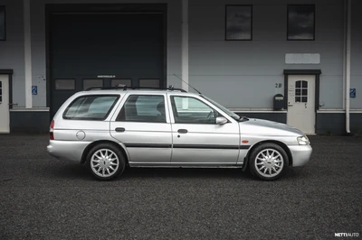 Ford Escort 1,6i Classic STW 2000, kuva 5/19