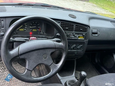 Volkswagen Vento 1995, kuva 7/10