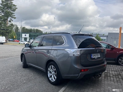 Mitsubishi Outlander PHEV 2014, photo 3/5