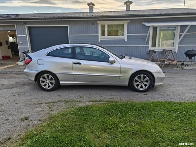 Mercedes-Benz C 2002, kuva 6/20
