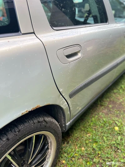 Volvo V70 2002, kuva 4/10