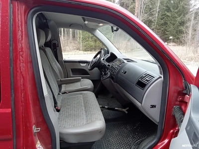 Volkswagen Transporter 2010, photo 5/17