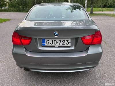 BMW 320 2011, photo 3/17