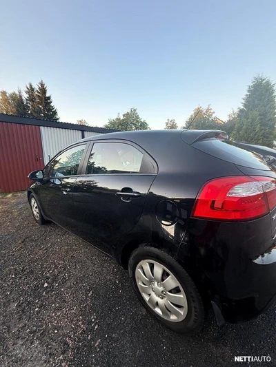 Kia Rio 1,4 ISG EX 5D EcoDynamics 2014, photo 4/11