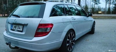 Mercedes-Benz C 220CDI Elegance 2008, kuva 4/10