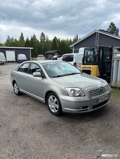Toyota Avensis 2003, photo 1/10