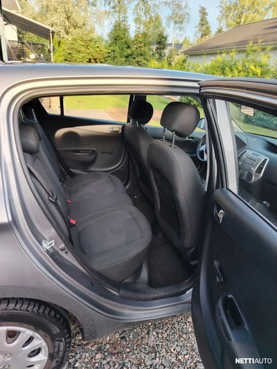 Hyundai i20 2012, kuva 7/10