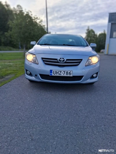 Toyota Corolla 2007, kuva 2/4