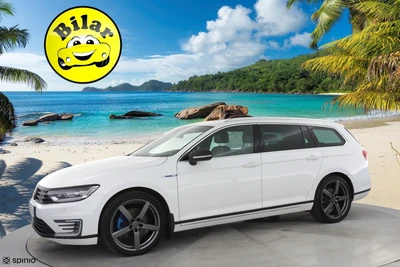 Volkswagen Passat 2016, photo 3/45