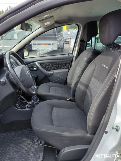 Dacia Duster Facelift SUV 1.5 dCi 4x4 2014, kuva 6/10