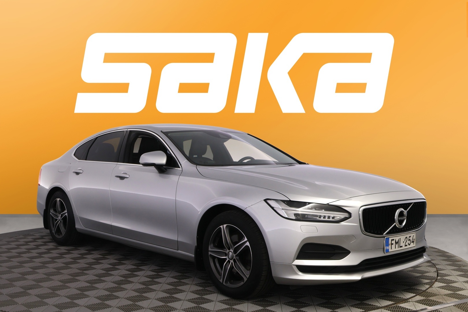 Volvo S90