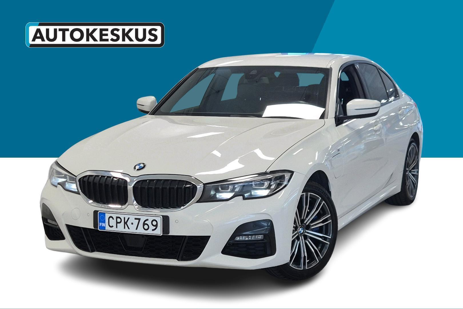 BMW 330