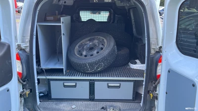 Ford Transit Courier 2018, photo 3/8