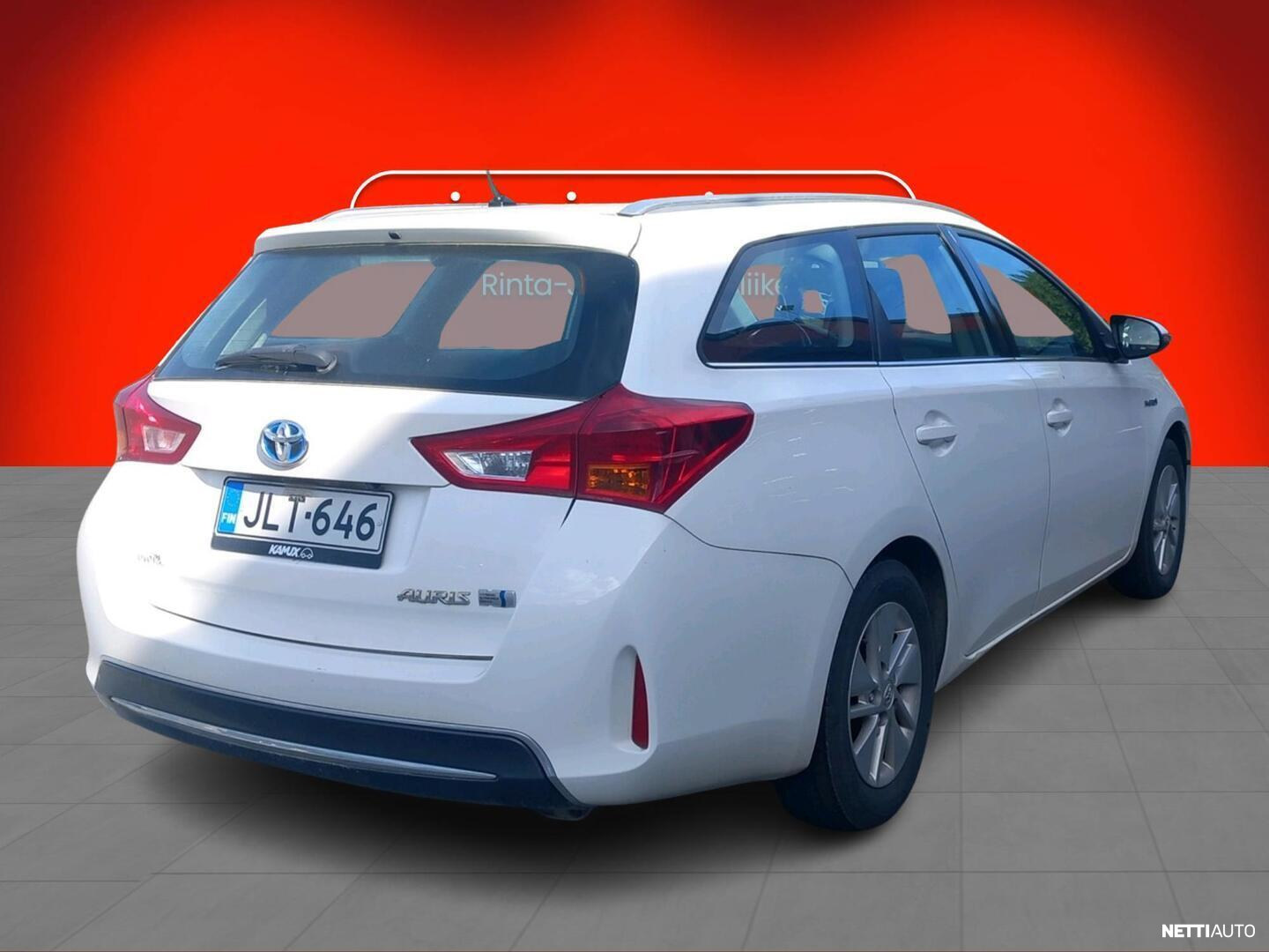 Toyota Auris 2015, kuva 3/5