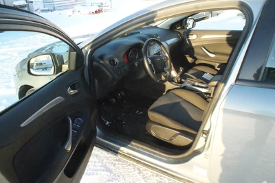 Ford Mondeo 2009, photo 7/12