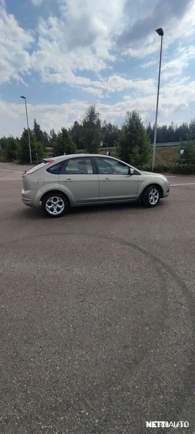 Ford Focus 1,6 100hv Trend M5 5-ovinen 2009, kuva 1/9