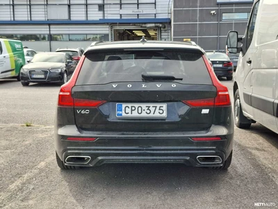 Volvo V60 2021, photo 3/12