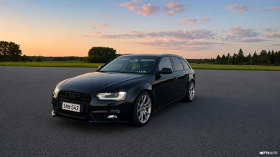 Audi A4 2012, kuva 4/11