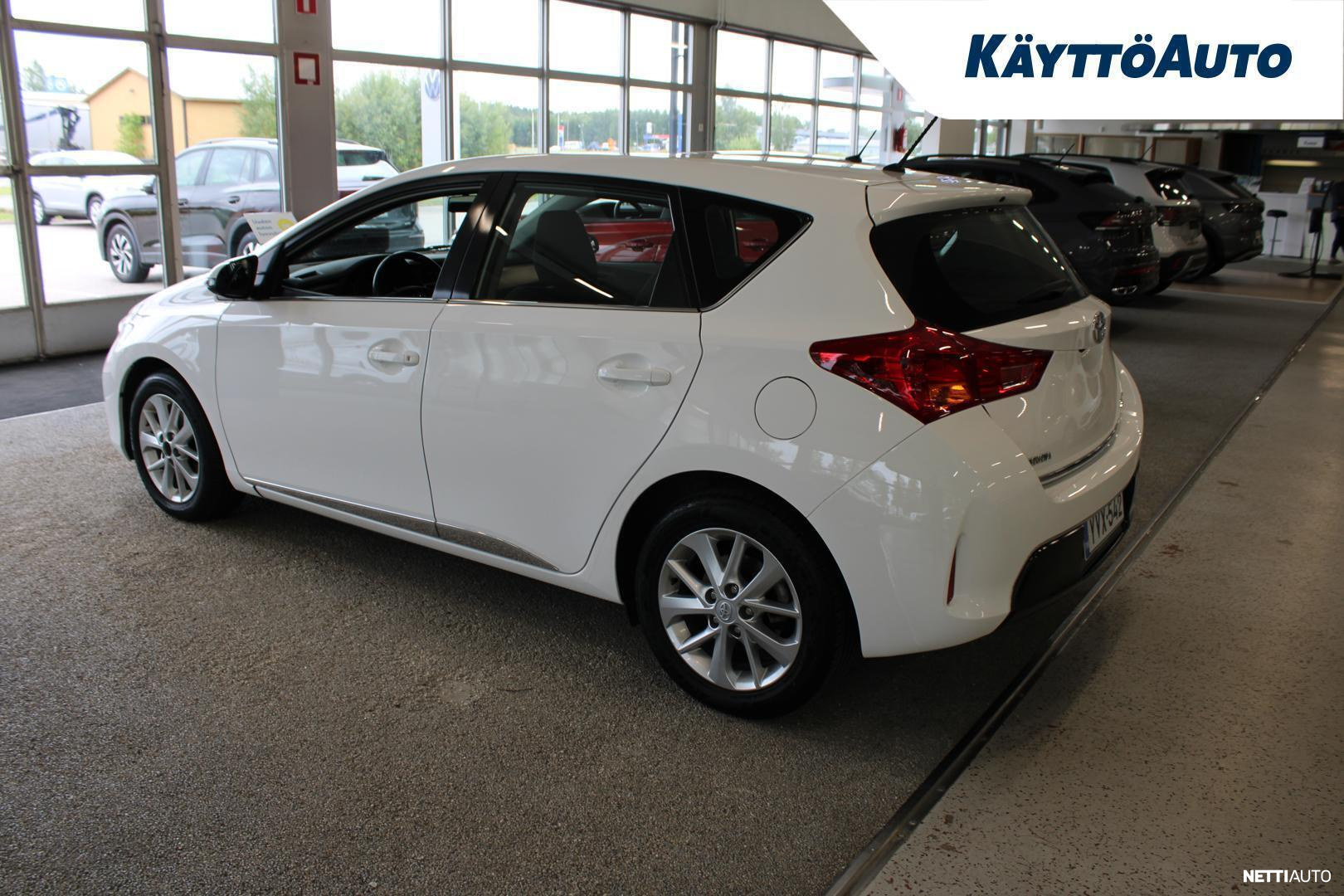 Toyota Auris 2013, kuva 4/14