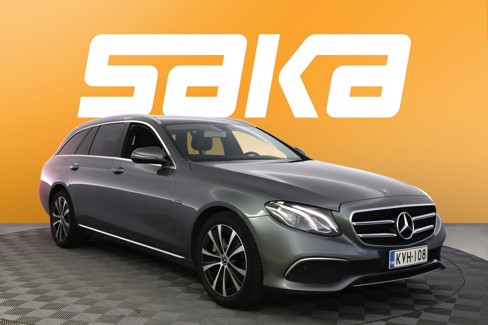 Mercedes-Benz E