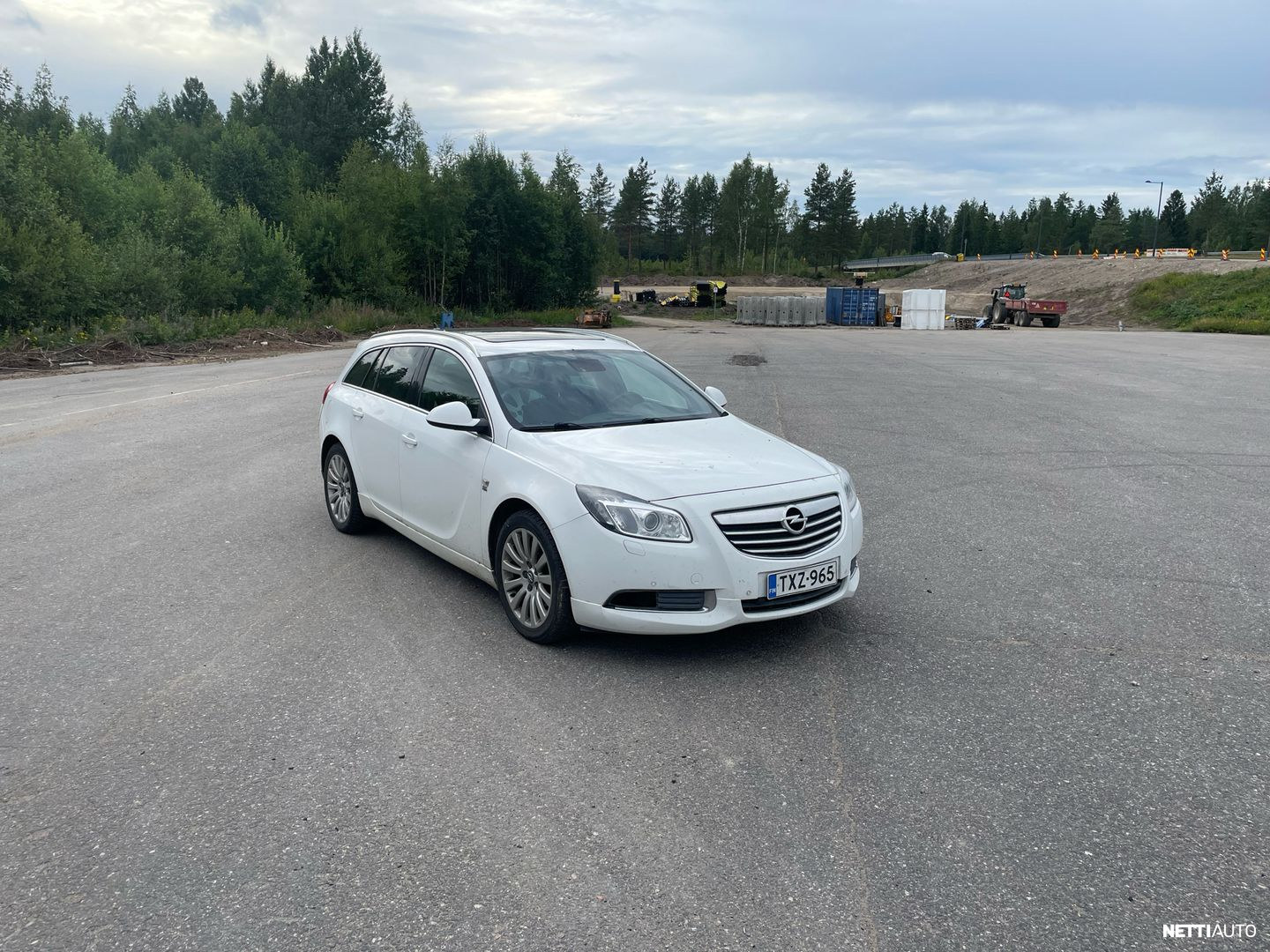 Opel Insignia 2012, photo 1/9