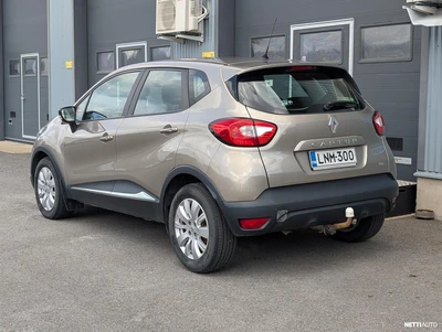 Renault Captur TCe 90 Navi Style 2016, photo 6/10
