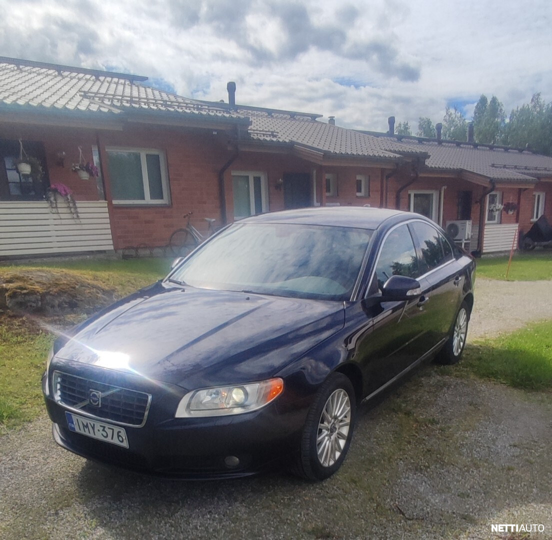 Volvo S80