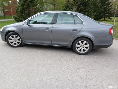 Volkswagen Jetta 2006, photo 1/16