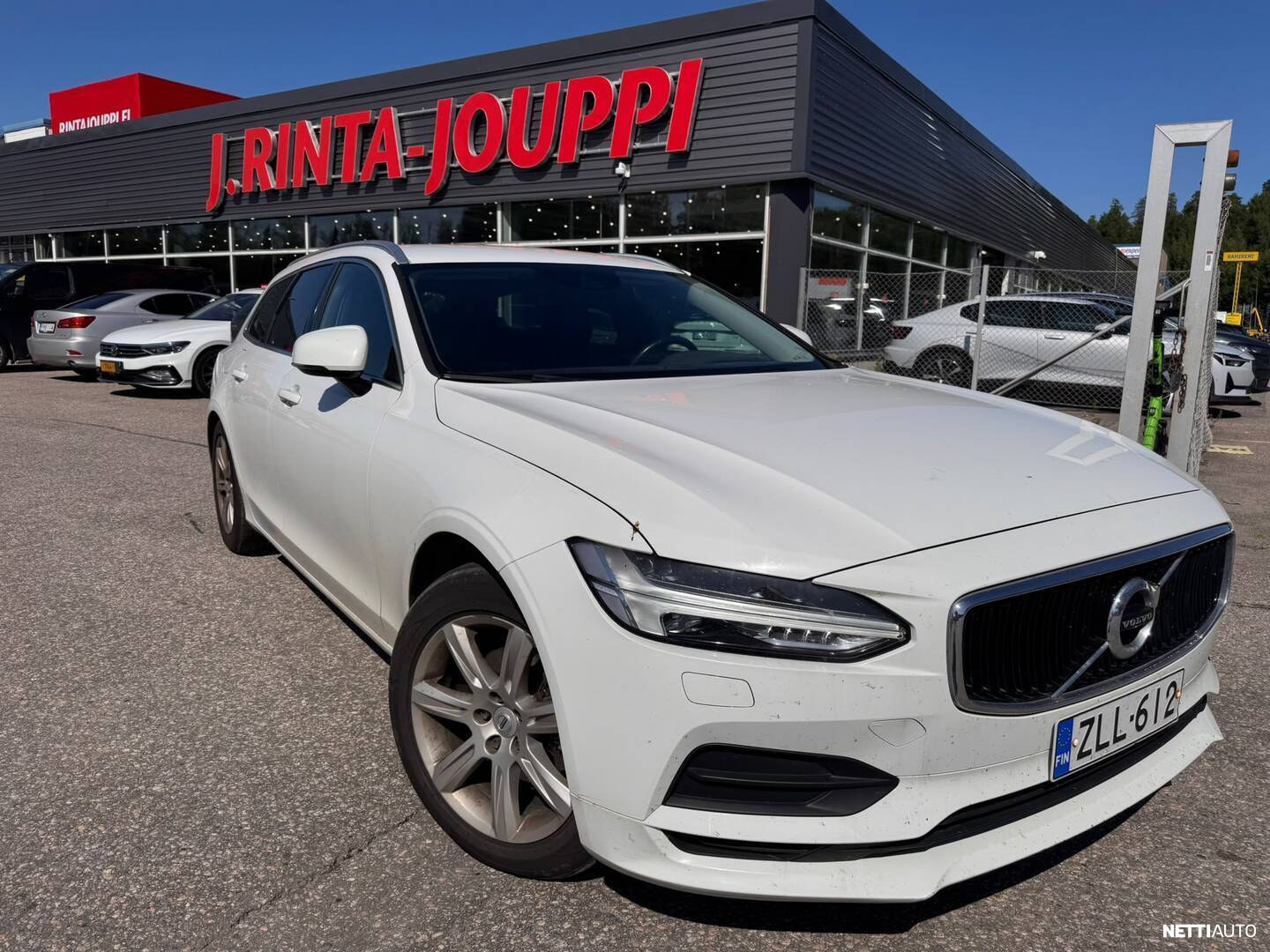 Volvo V90