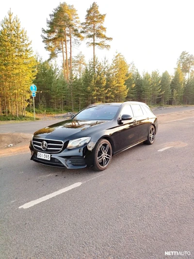 Mercedes-Benz E 2017, photo 1/9