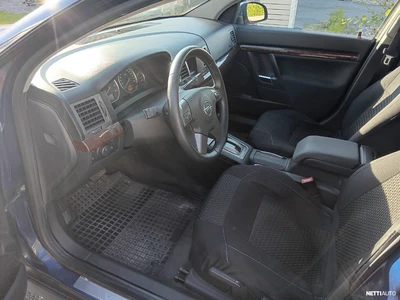 Opel Vectra Wagon 2,2 Direct Comfort 2005, kuva 6/8