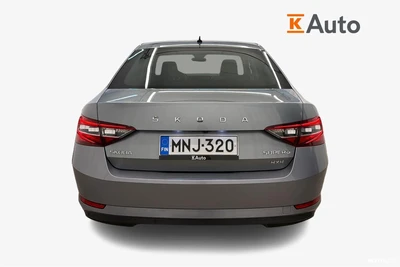 Skoda Superb 2018, photo 3/36