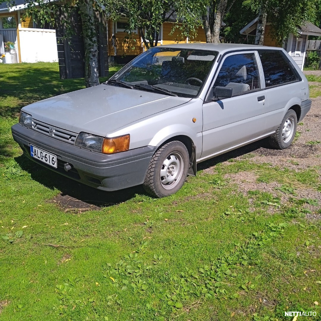 Nissan Sunny