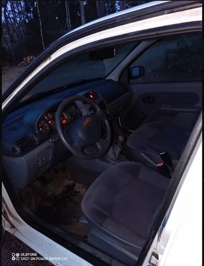 Renault Clio 2000, photo 6/13