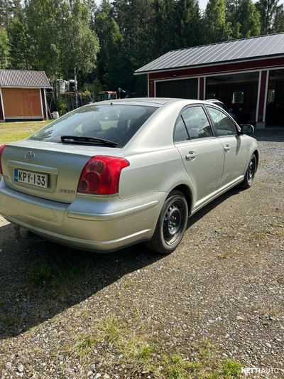 Toyota Avensis Toyota Avensis Liftback 2003, kuva 3/4