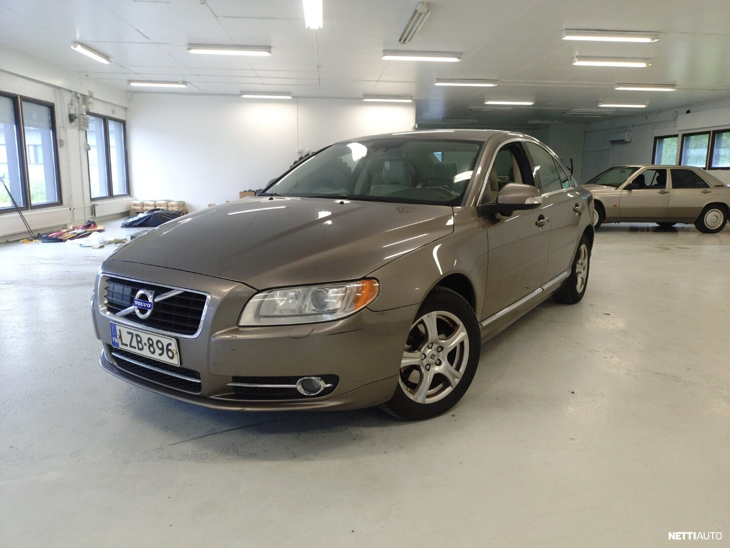 Volvo S80