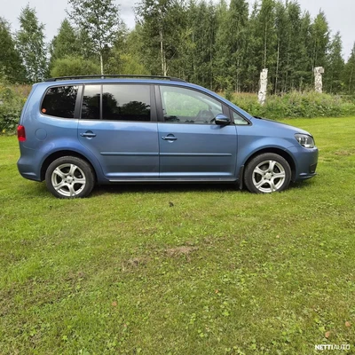 Volkswagen Touran 2012, photo 3/10