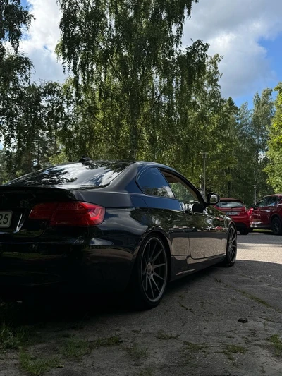 BMW 325 2010, kuva 5/24