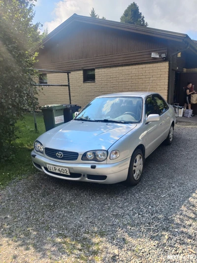 Toyota Corolla 2000, kuva 2/4
