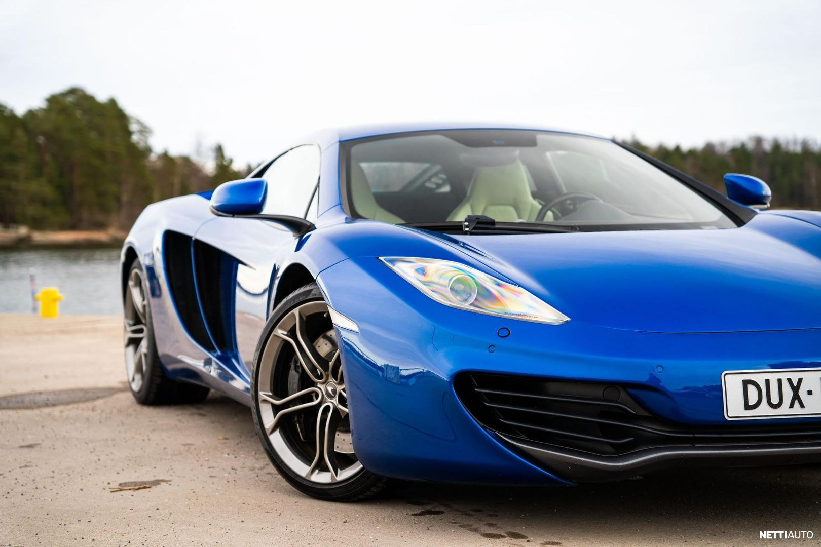 McLaren MP4-12C