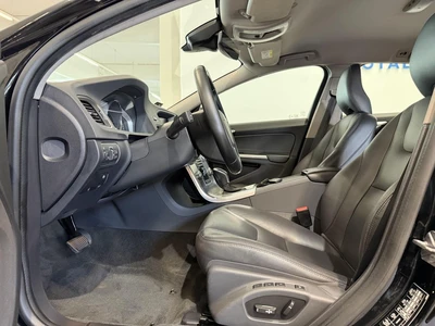 Volvo V60 Cross Country 2018, photo 7/22